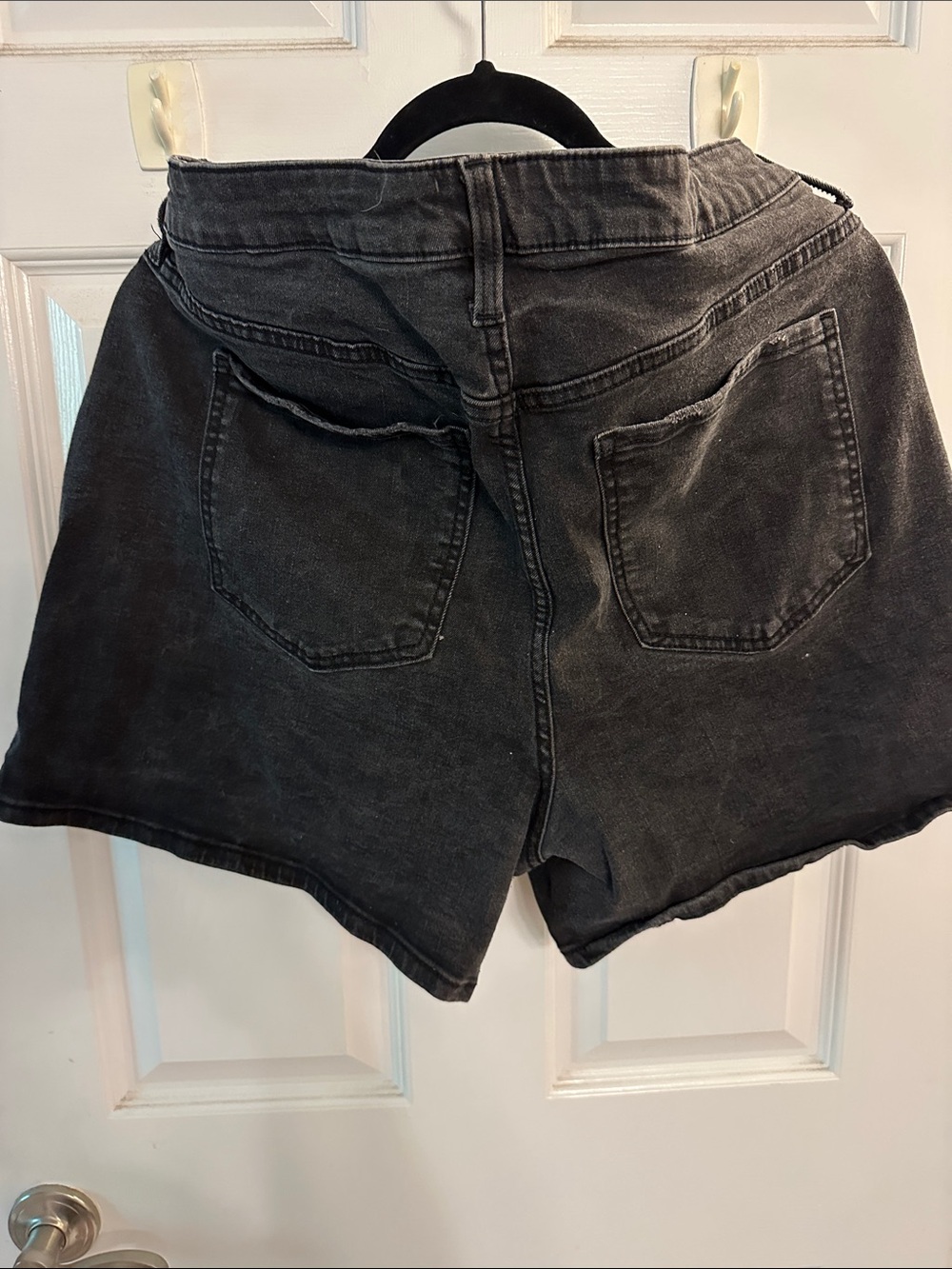 Terra & Sky Black Denim Shorts - Picture 3 of 3